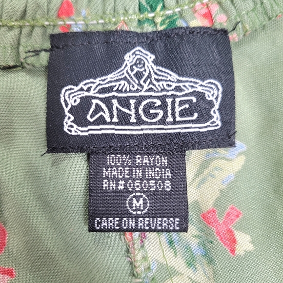 ***SOLD*** Angie Floral Wrap Side Shorts Tie Waist Med NWOT - Picture 10 of 11